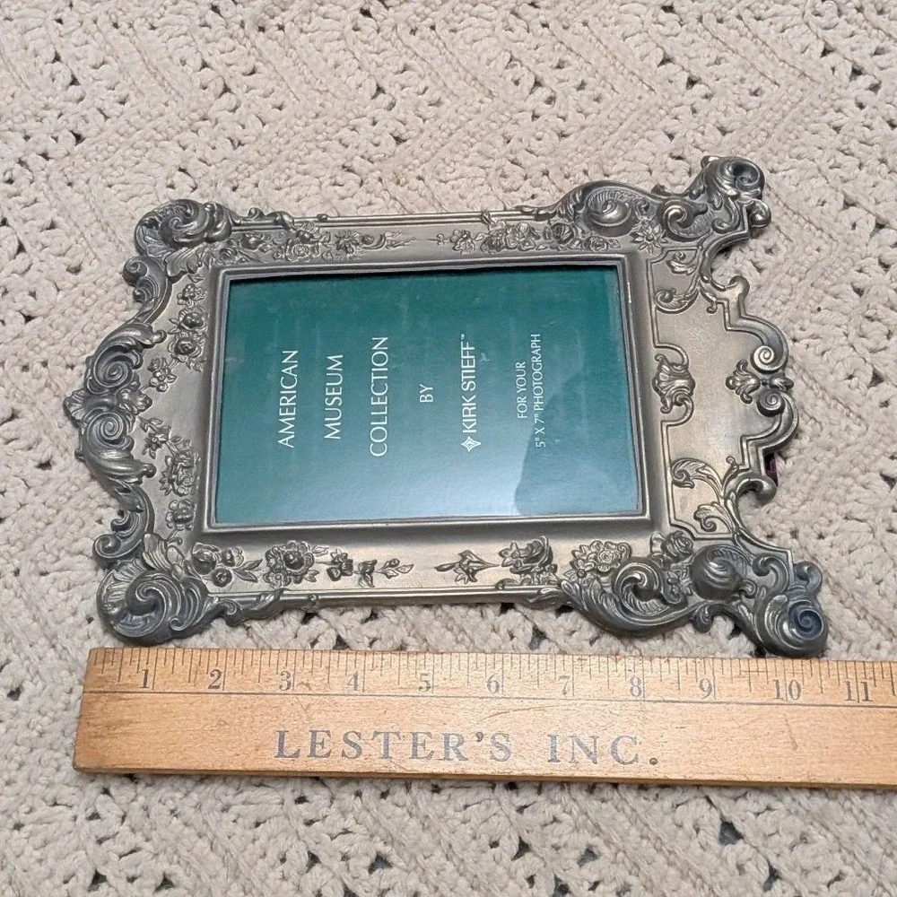 Kirk Stieff American Museum Collection Pewter 5x7 Picture Frame Ornate Floral